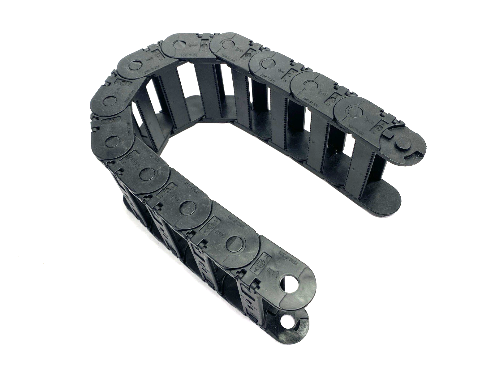 2500-07-075-0 | Igus E-Chain Assembly 20" Overall Length - New – Open box - Maverick Industrial Sales