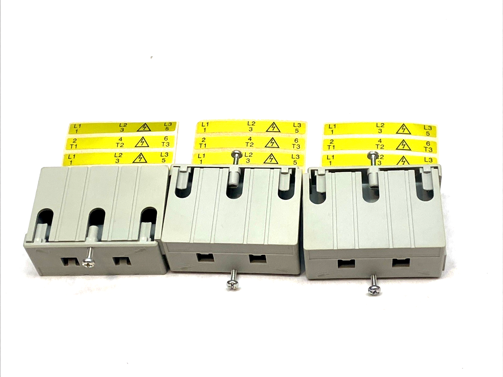 194R-30-C3 | Allen-Bradley 30A Terminal Shield Terminal Disconnect SER A LOT OF 3 - New – Open box - Maverick Industrial Sales