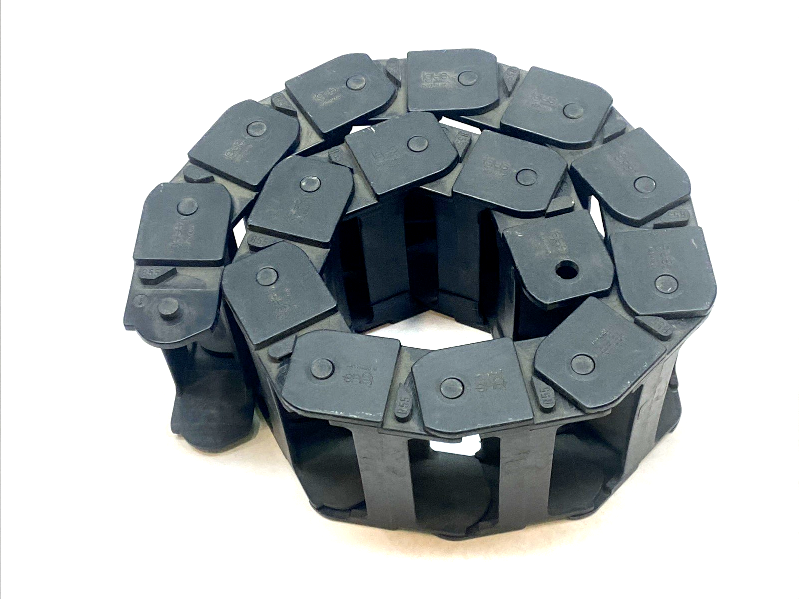 Igus R055 Energy Chain Cable Carrier 15 links - New – Open box - Maverick Industrial Sales