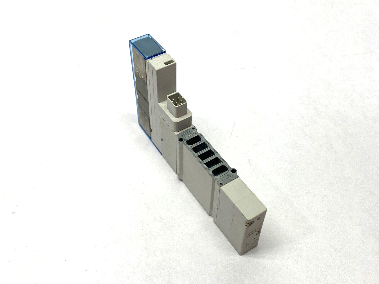 SMC SY3300-5U1 Solenoid Valve 5-Port MISSING SCREWS - Used - Maverick Industrial Sales