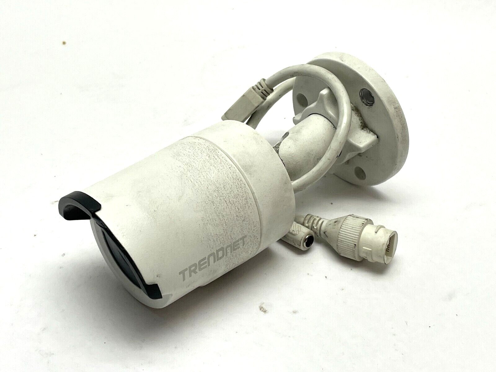 TV-IP310PI | TRENDnet TV-IP310PI - For parts or not working - Maverick Industrial Sales