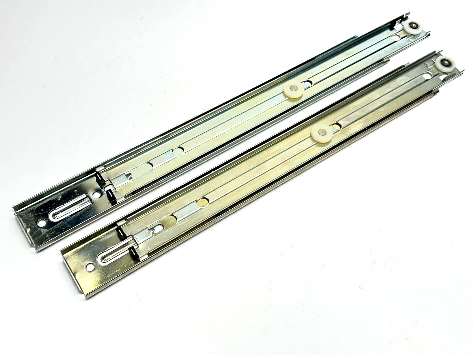 Grant RH Drawer Slide 2-3/8" Wide x 20" Length x 29-1/2" Extended - Maverick Industrial Sales