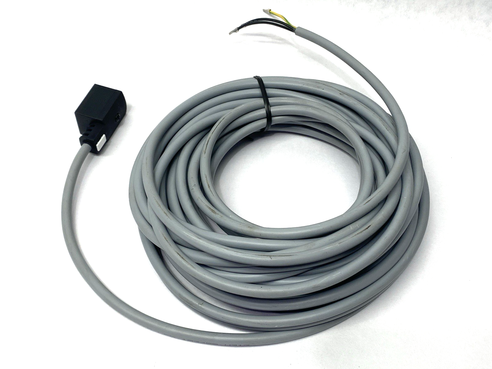 Festo KMF-1-24-10-LED Plug Socket w/ Cable 10m 24VDC 193458 - New – Open box - Maverick Industrial Sales