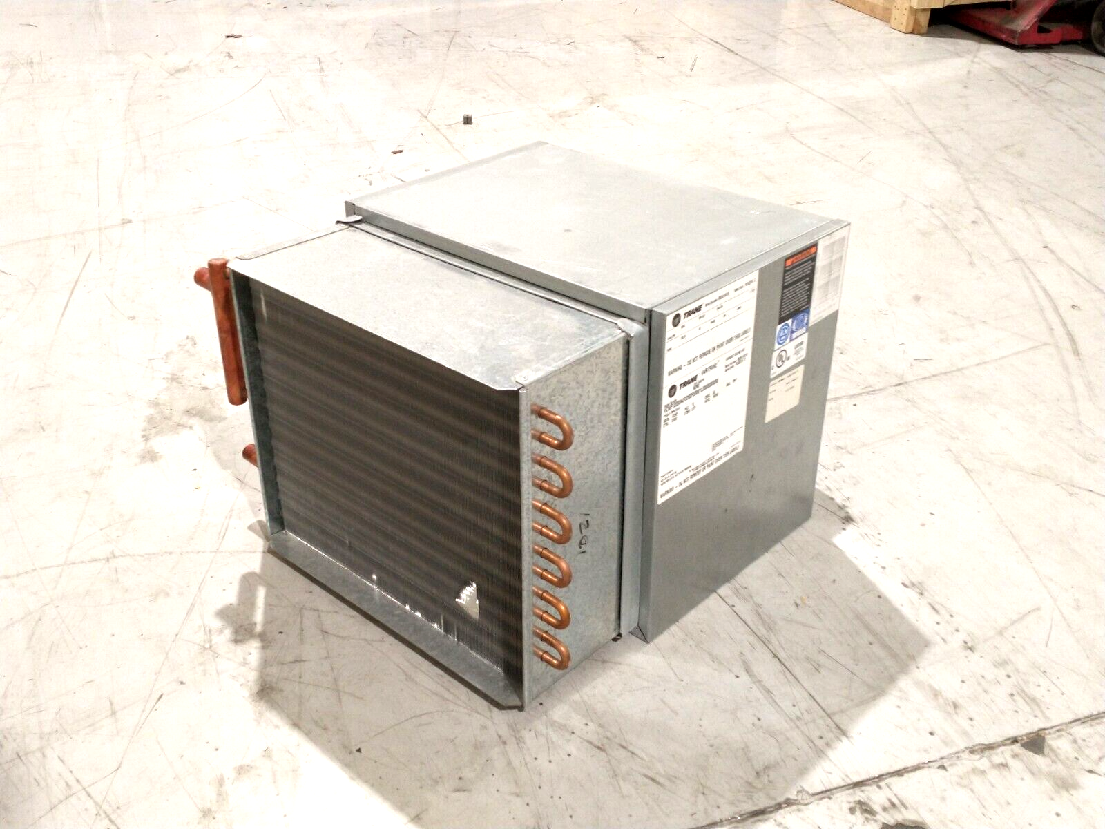 Trane VCWF12000A0DD00F00001L0000000000 VARITRANE Variable Volume Unit 12" w/Heat - Maverick Industrial Sales