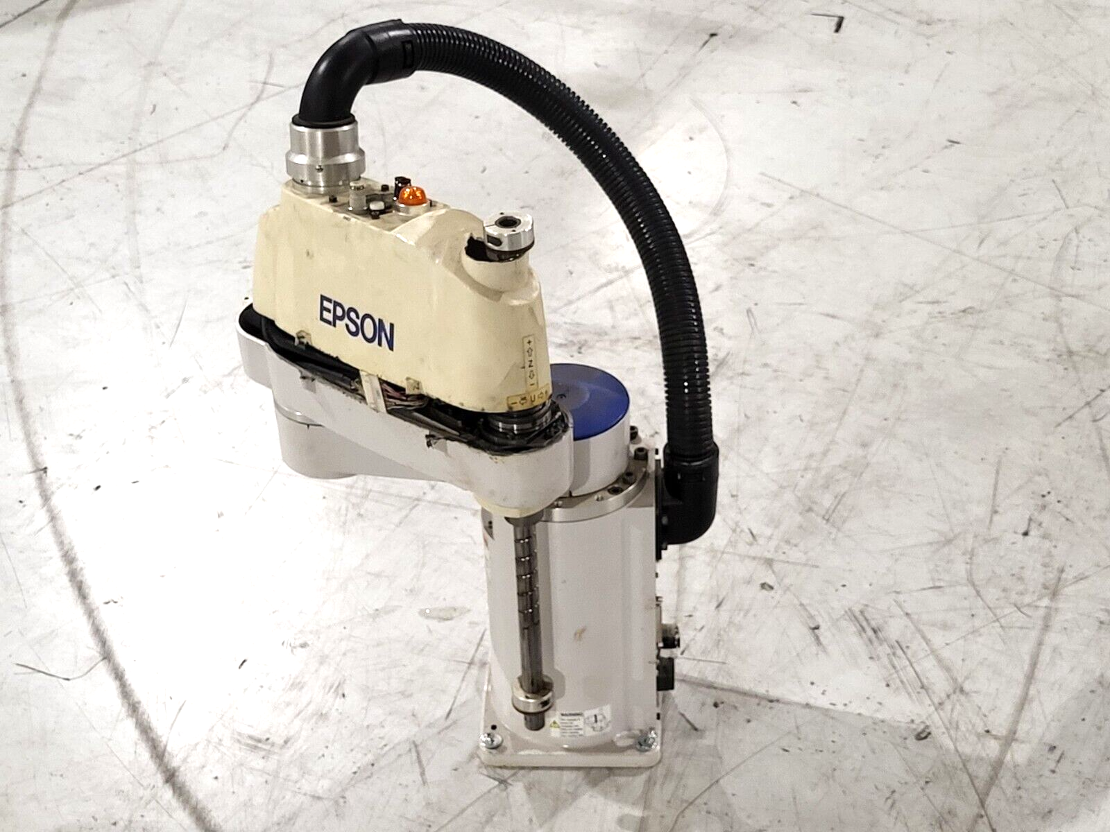 Seiko Epson E2S453S-UL 4-Axis Robot Arm Manipulator BROKEN SHELL, NO CONTROLLER - Maverick Industrial Sales