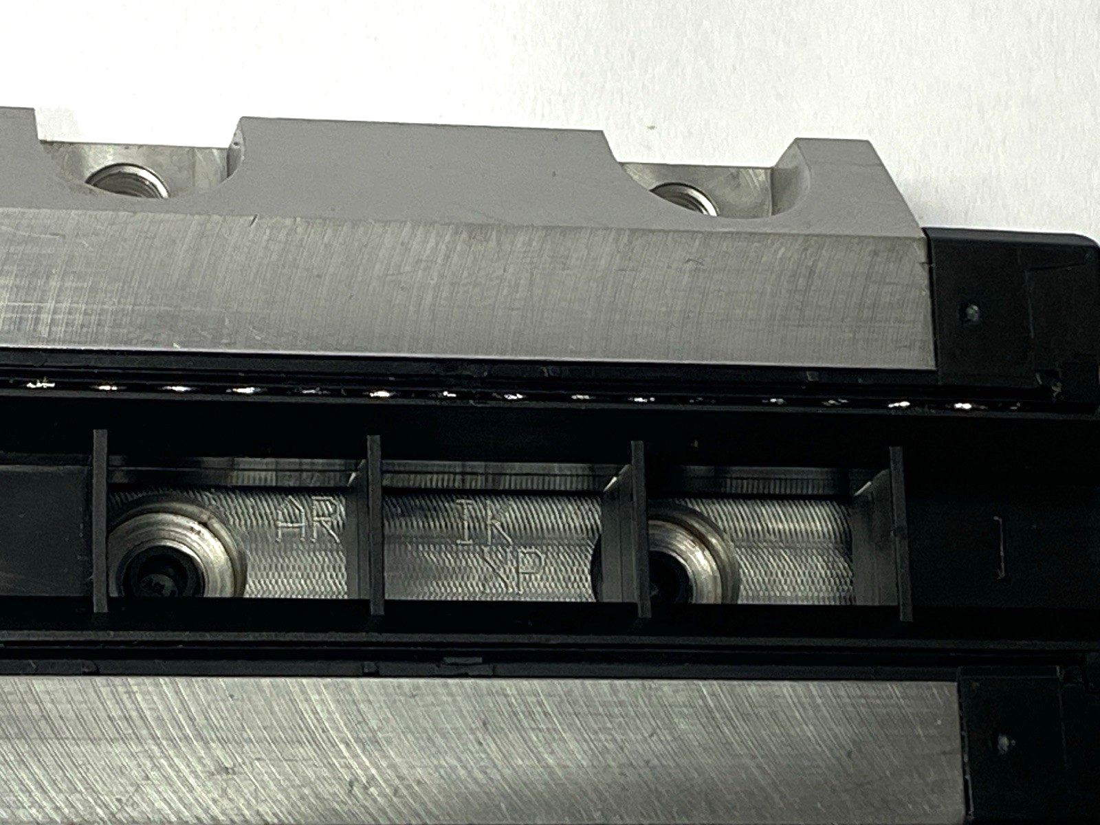 Rexroth KWD-020-FLS-C0-N-1 Carbon Steel Linear Ball Runner Block R165389420 - New – Open box - Maverick Industrial Sales