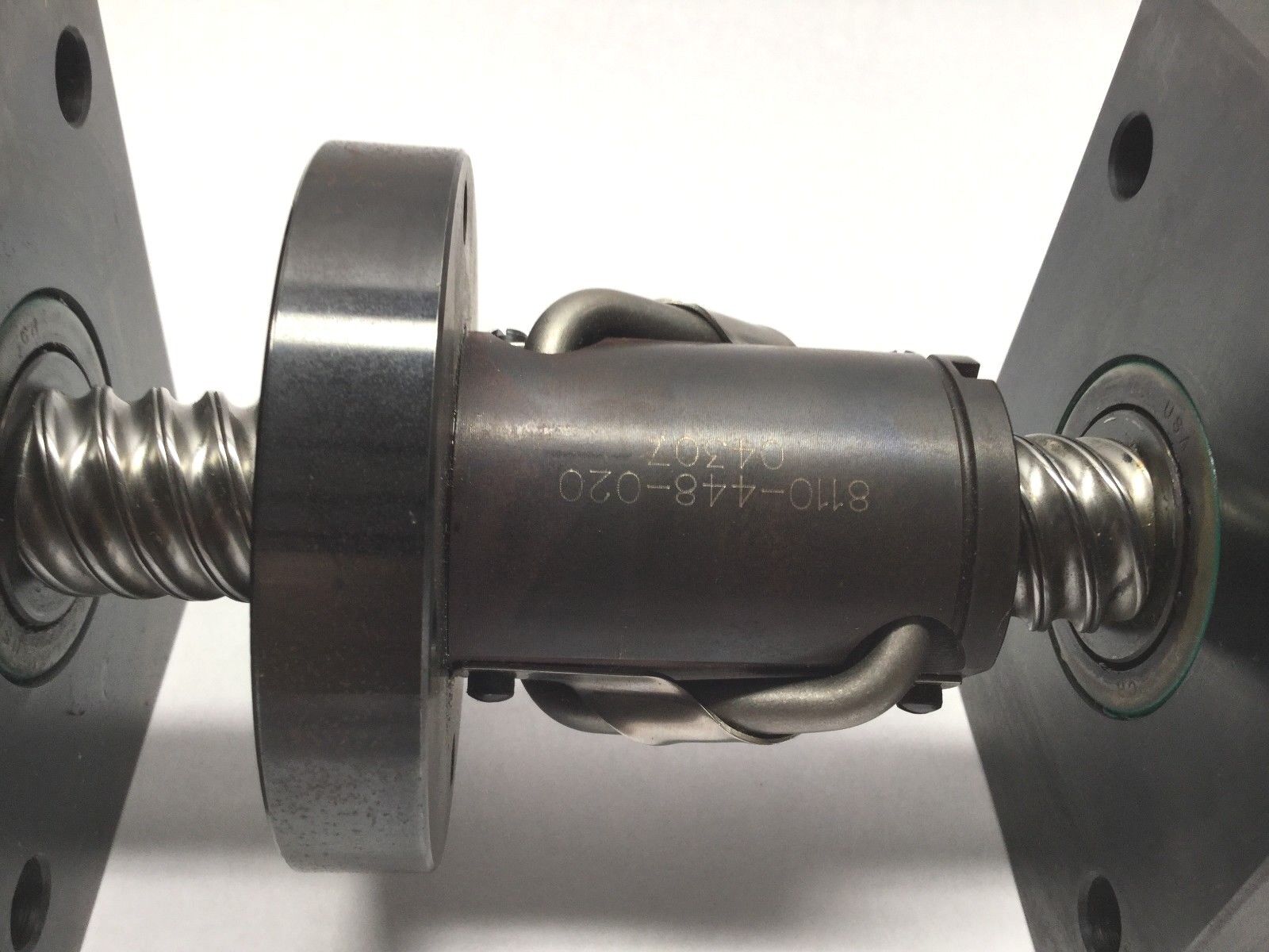 LinTech Ball Screw & Neugart RS100100-S5-N1-W0-F1-M00-C000-E00-B00-L5-100 PLE 80 - New – Open box - Maverick Industrial Sales