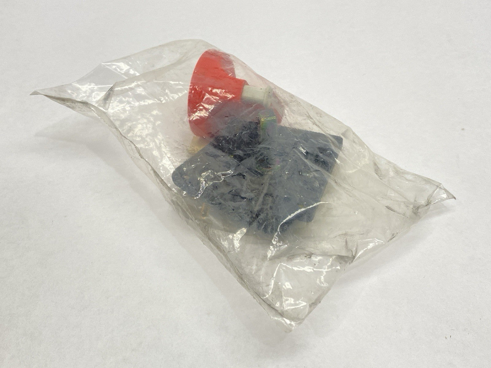 Telemecanique KCF2PZ Operator Handle Red/Yellow 60 x 60mm - Maverick Industrial Sales