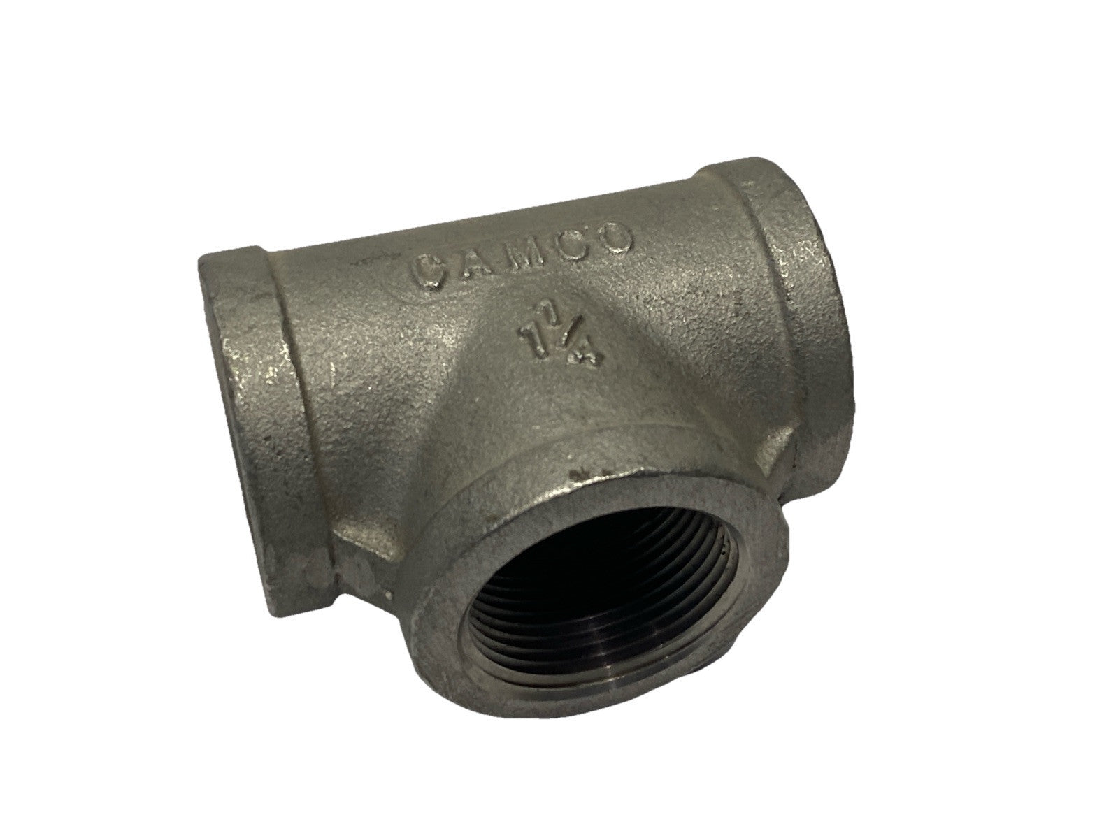 Camco 316-11/4 Pipe Tee Fitting 1-1/2" NPT - New – Open box - Maverick Industrial Sales
