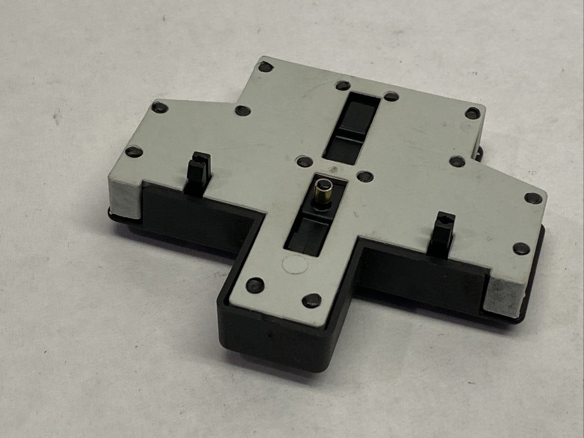 10S DIL M | Moeller Auxiliary Contact 1.5A 500V 1P - New Other - Maverick Industrial Sales