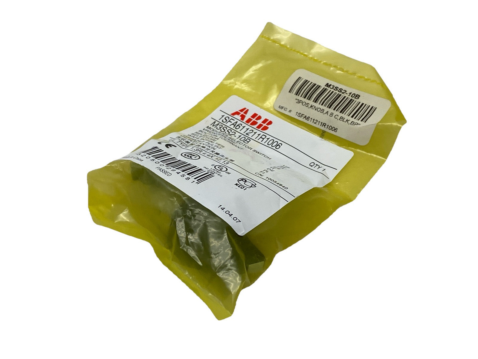 M3SS2-10B,1SFA611211R1006 | ABB M3SS2-10B Modular Selector Switch 3-Position Momentary - New - Maverick Industrial Sales