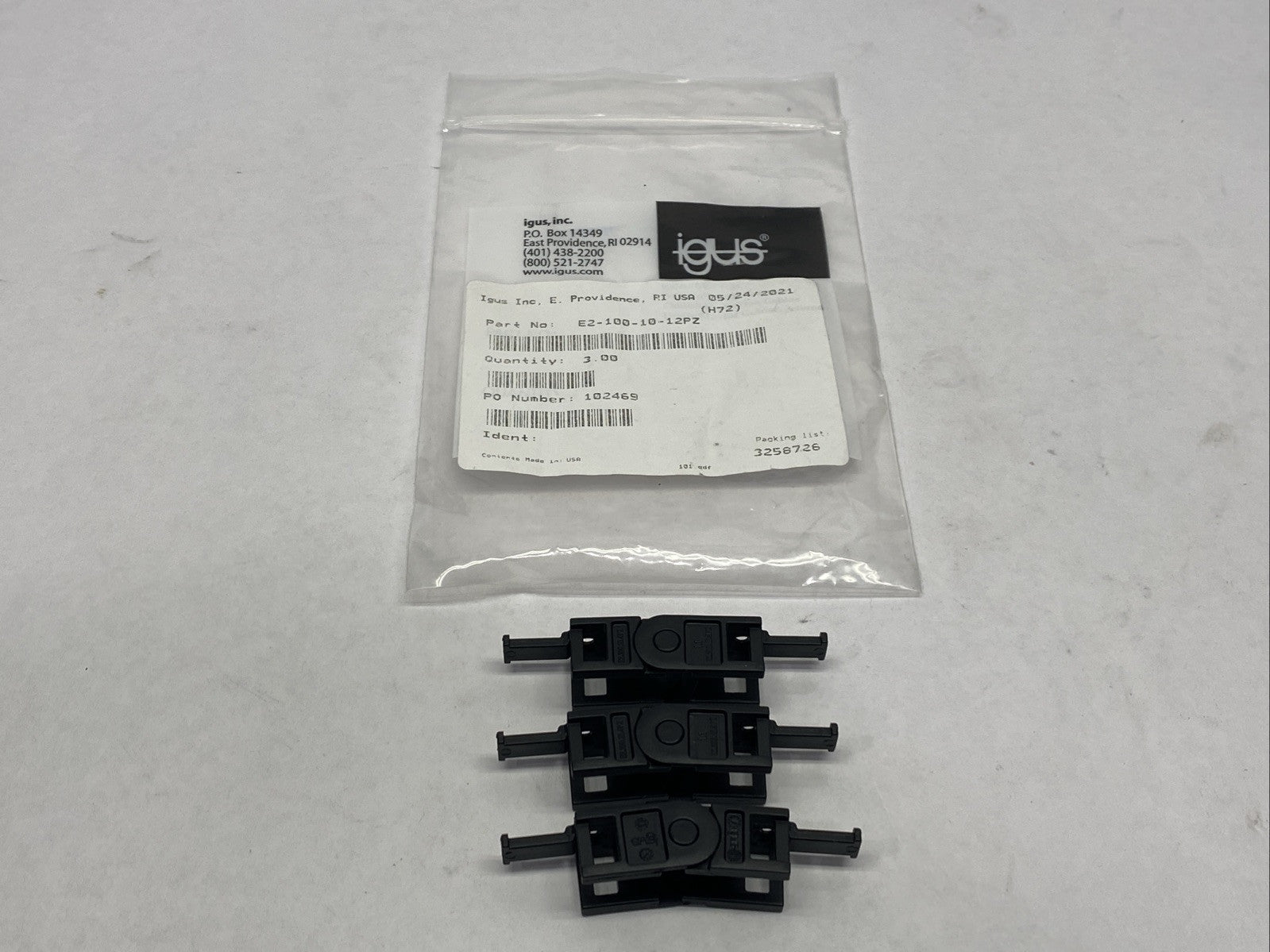 Igus E2-100-10-12PZ Locking Plastic Mounting Bracket w/ Tie Wrap Plates LOT OF 3 - Maverick Industrial Sales
