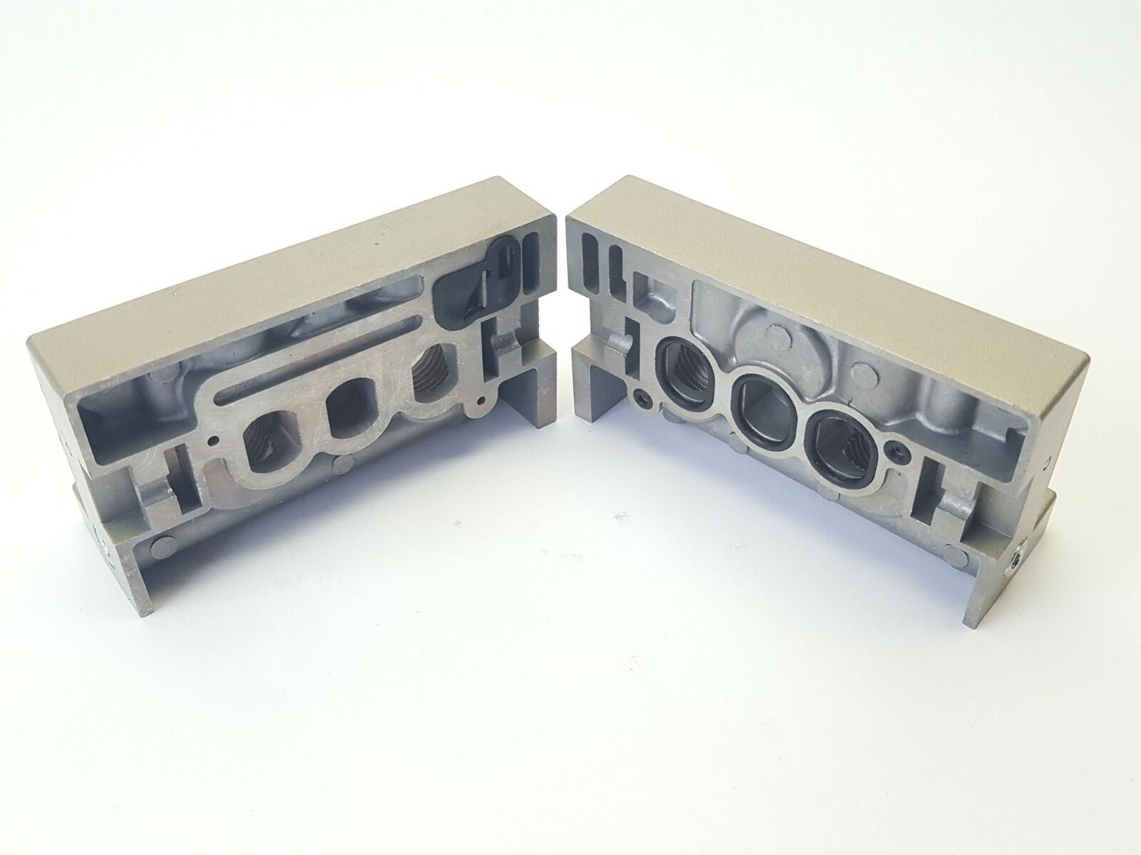 NVV5FS3-10-051-03T | SMC End Plates RH & LH - Used - Maverick Industrial Sales