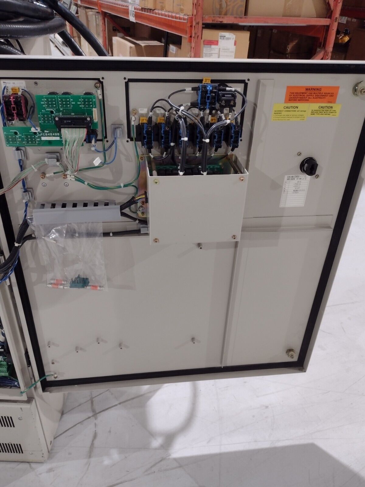 ERCR-UP20-RB00, YR-UP20-A02, JZNC-XPP02B | Yaskawa Yasnac XRC Robot System ERCR-UP20-RB00, YR-UP20-A02 Arm, JZNC-XPP02B - Used - Maverick Industrial Sales