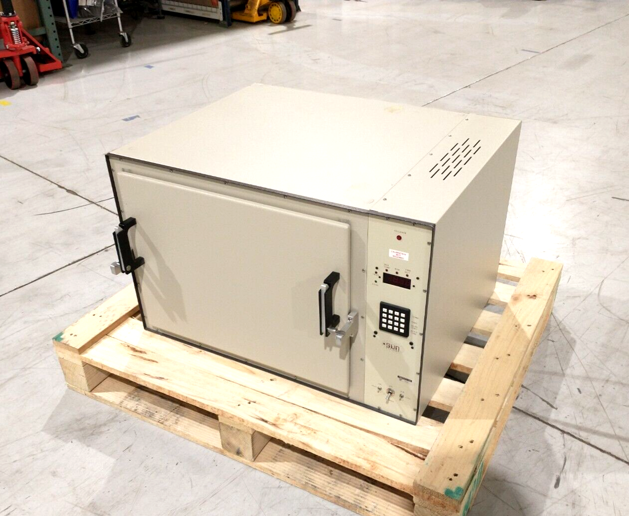 Sun Electronic Systems EC02 Temperature Test Chamber 2.2 Cubic Feet 115V - Used - Maverick Industrial Sales