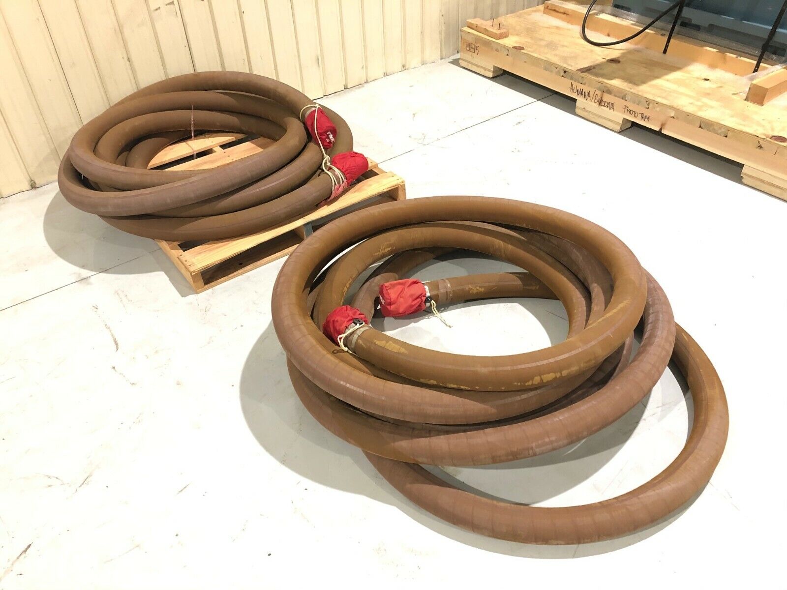 Nitrile 3" ID Hose 4425 Hot Air 325F, 31, HU / YY Hosing, LOT OF 100 FEET - Maverick Industrial Sales