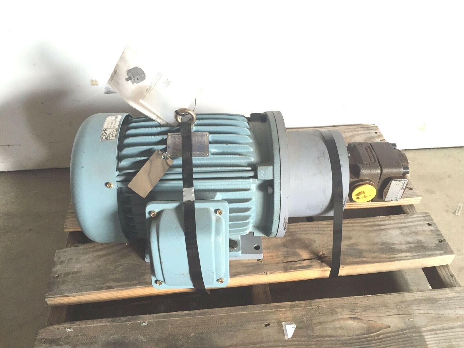 Westinghouse PDH00506TE5 Electric Motor w/ Bucher QX32-010R09 Hydraulic Pump - New - Maverick Industrial Sales