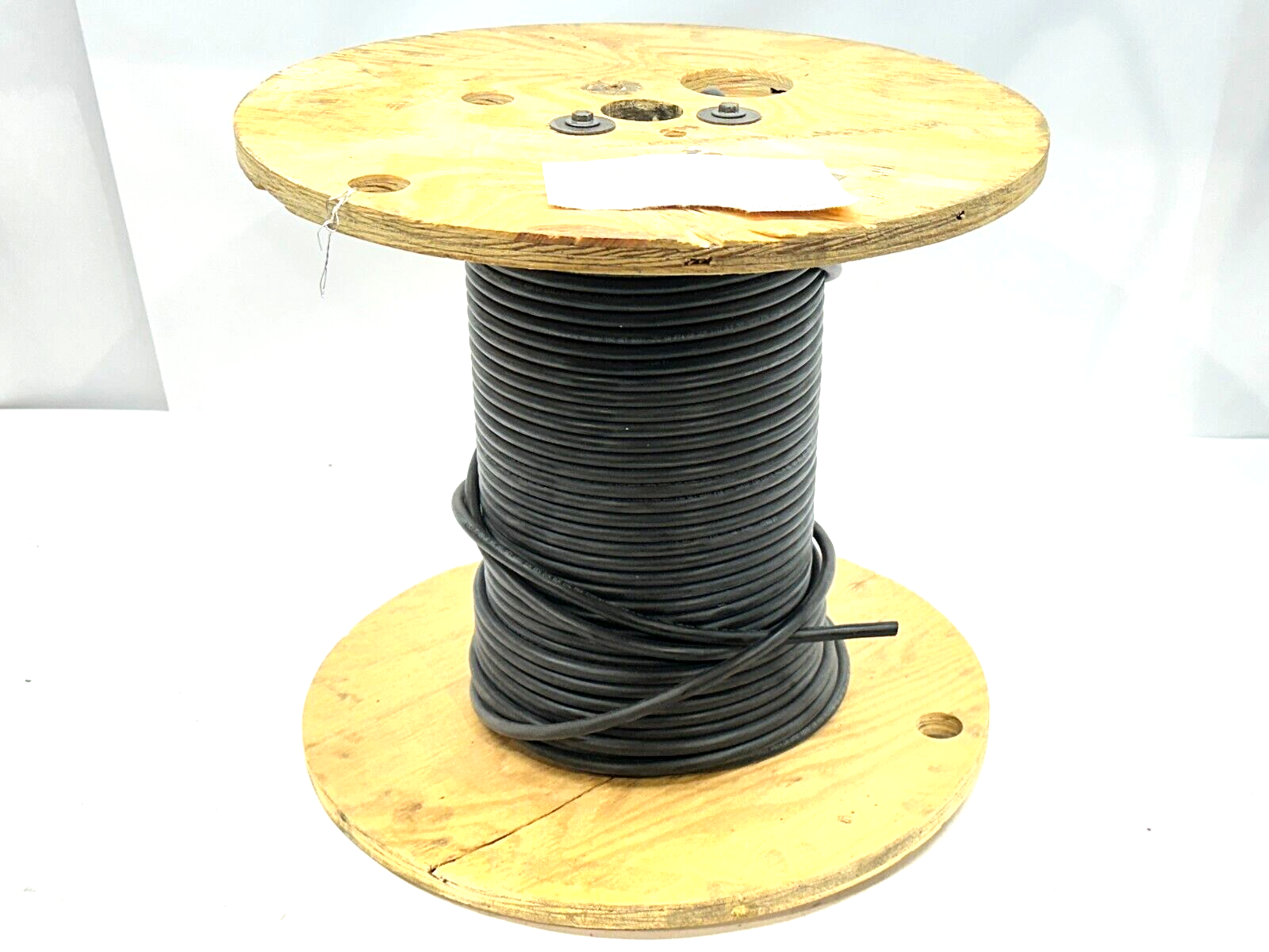 93331603 | SAB Multi-Conductor Cable 3 Conductor 16AWG 300ft Spool 22LB REMAINING - New – Open box - Maverick Industrial Sales