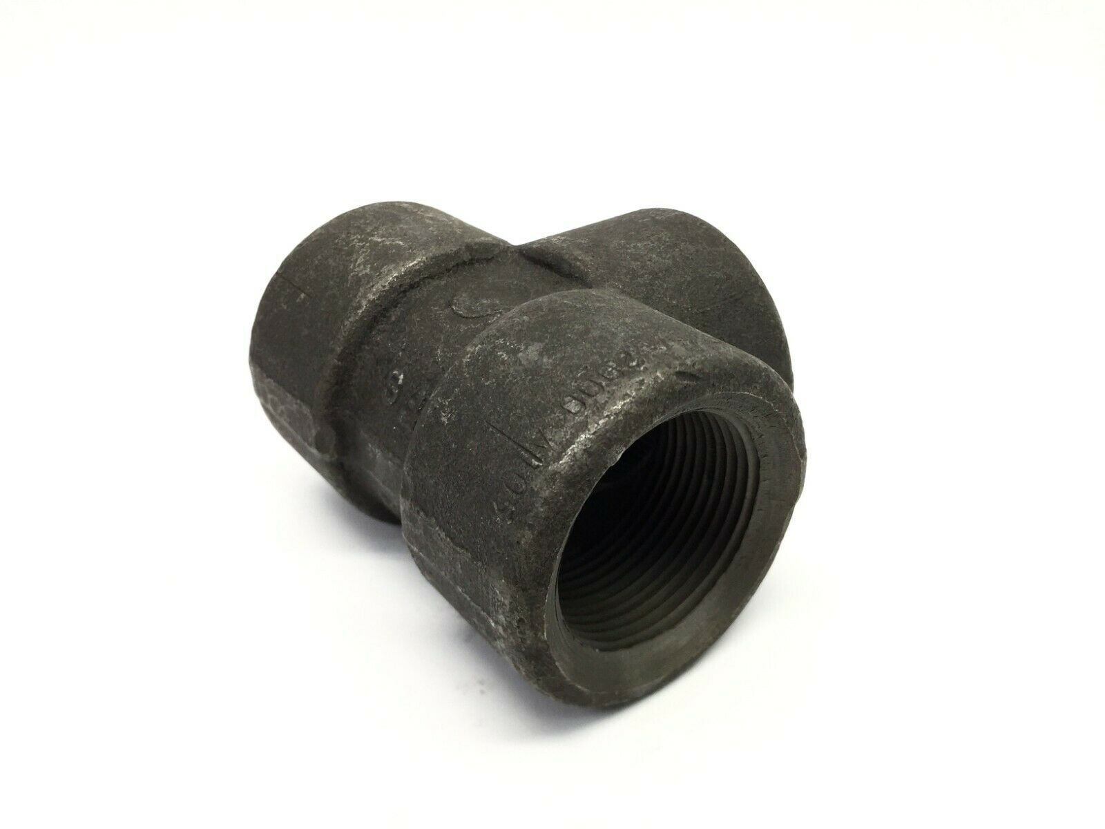 1-1/4" Black Pipe Tee Forged Carbon Steel Class 2,000 - New - Maverick Industrial Sales