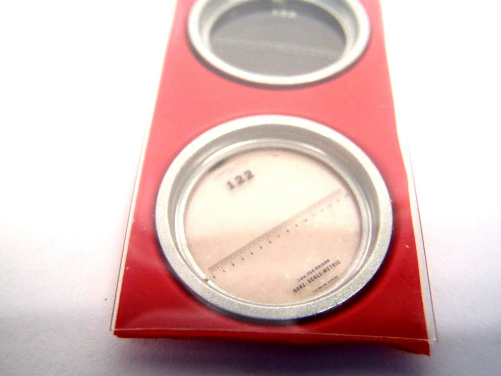 Thomas Scientific 6383E15 Magnifer 122 Reticle Set 1) Black 1) White 0-15mm - New – Open box - Maverick Industrial Sales