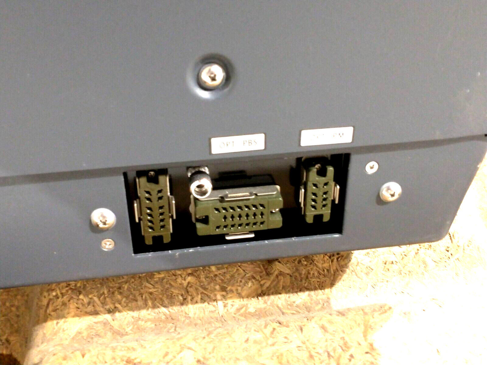 Shimadzu 206-23000-32 UV-3600 UV-VIS-NIR Spectrophotometer 120V 300VA - For parts or not working - Maverick Industrial Sales