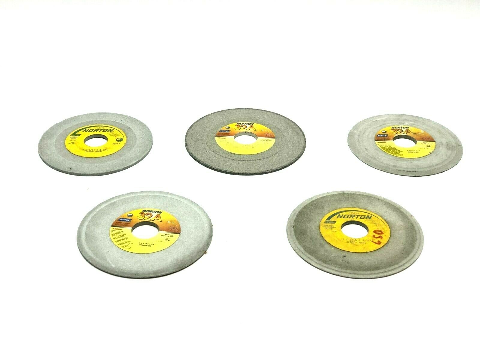 Norton 32A80-I8VBE Grinding Wheels 1-1/4" Bore 3600 RPM LOT OF 5 - Used - Maverick Industrial Sales