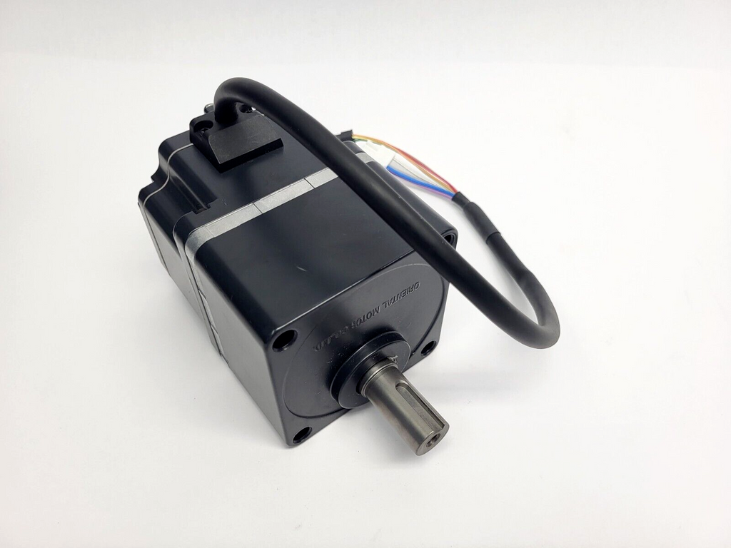 Oriental Motor BLEM512-GFS Brushless Motor 240V 120W 333Hz w/ GFS5G50 Gear  Head