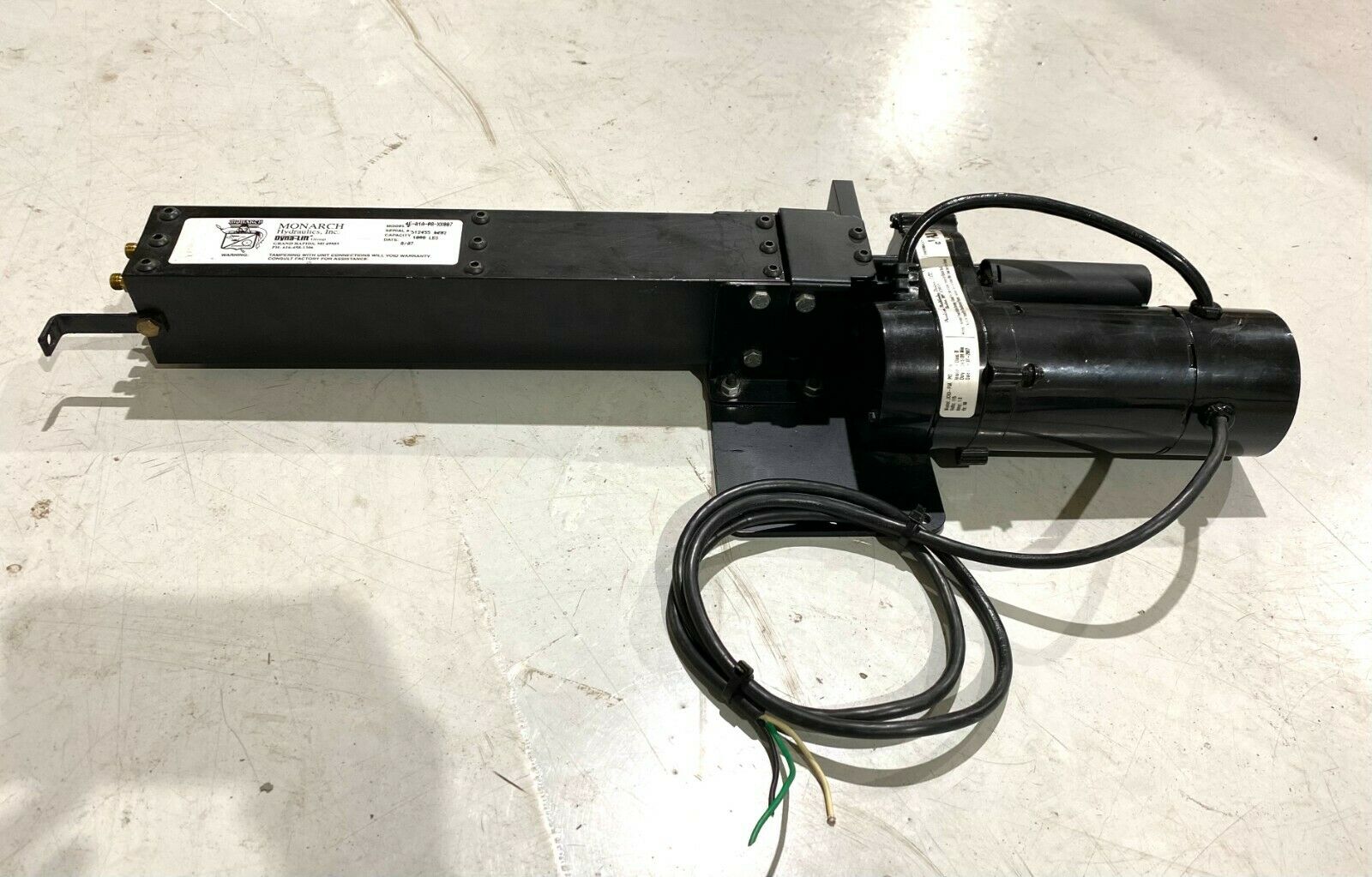 4E-A1A-08-XX007 | Monarch Dyna Lift Electric Pump 1000 Capacity - Used - Maverick Industrial Sales