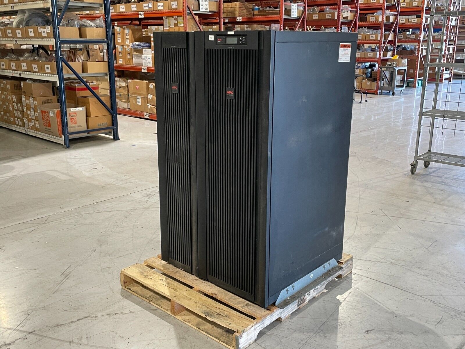 APC Smart-UPS VT w/ XR Battery Enclosure 10-40kVA 380/400/415V - Used - Maverick Industrial Sales