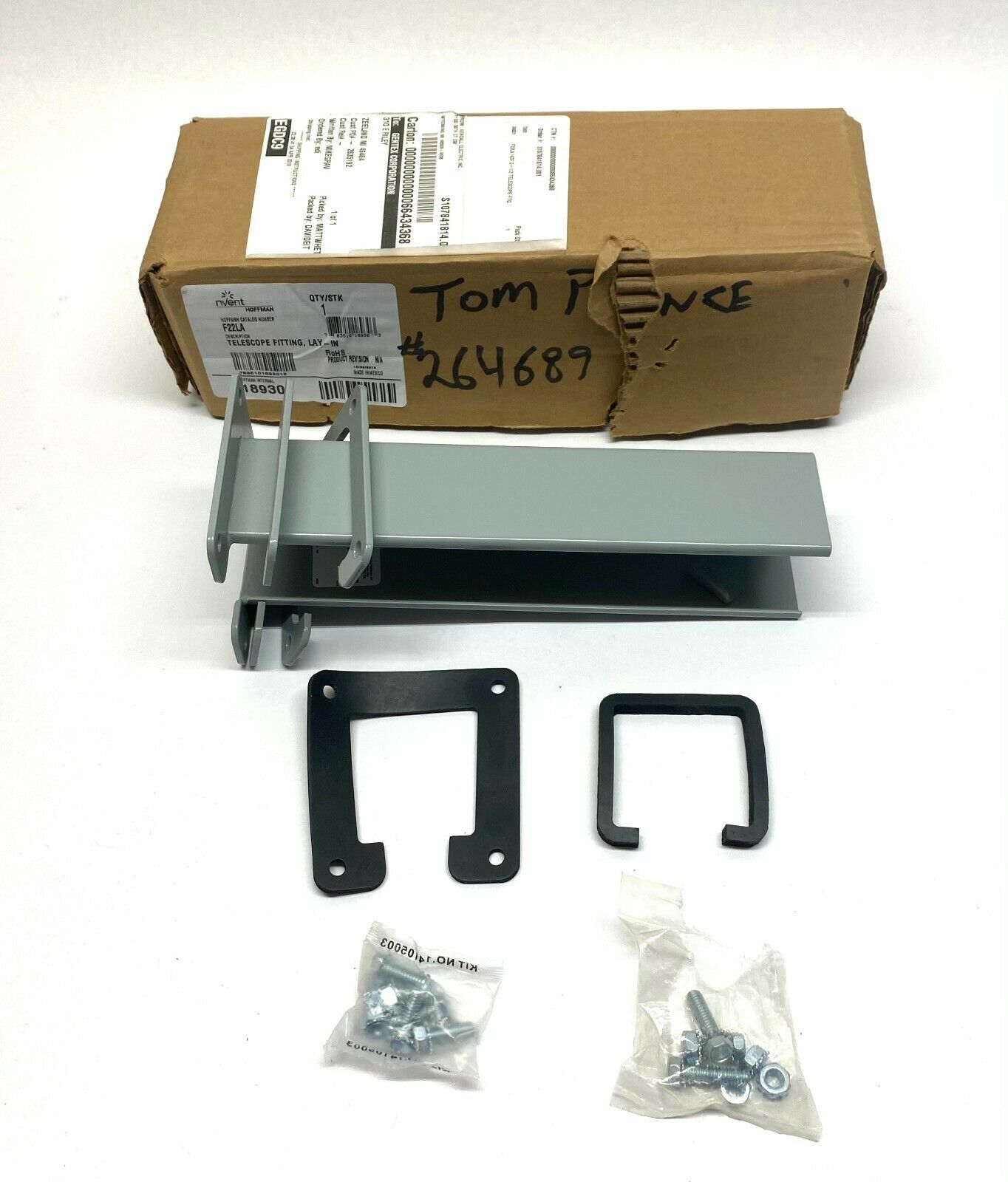 Hoffman F22LA Lay-In Telescope Fitting 2.50" x 2.50" - New – Open box - Maverick Industrial Sales