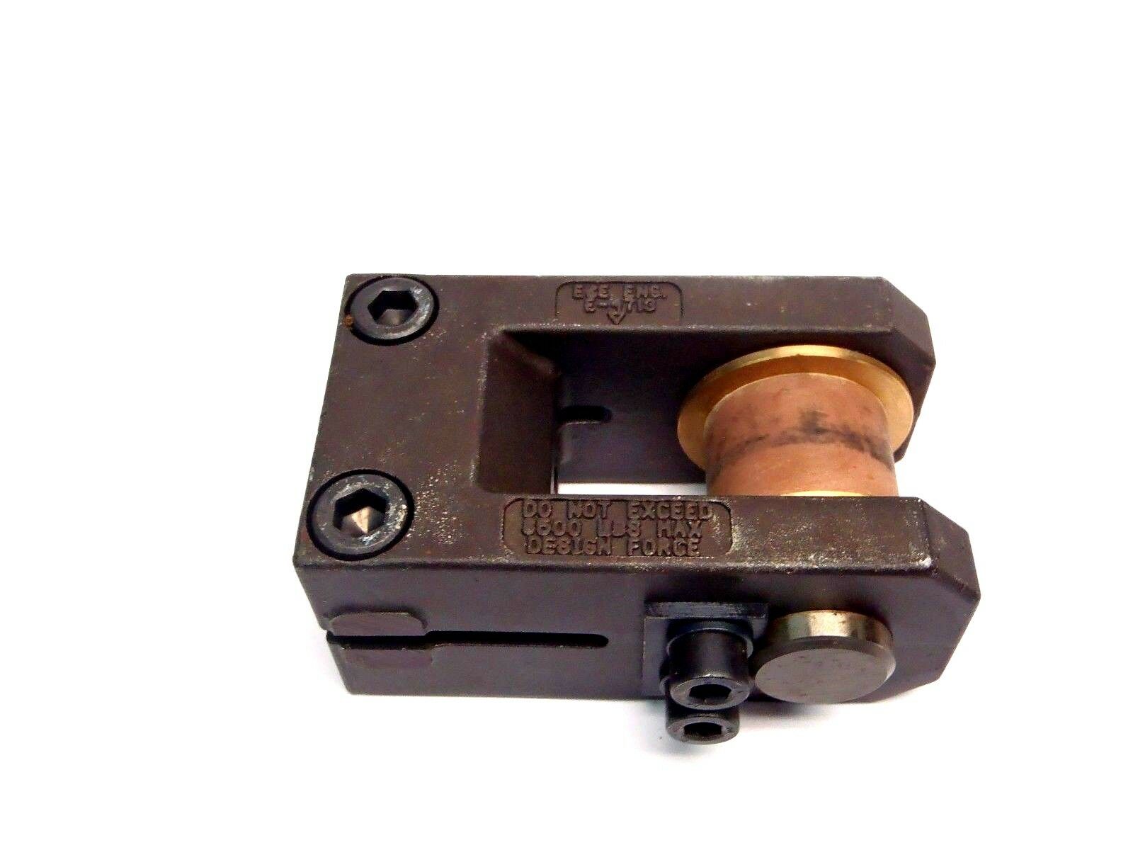 E&E E-4713 Metric Cylinder Clevis 110mm Length 25mm Pin M16 Thread 63mm x 51mm - Maverick Industrial Sales