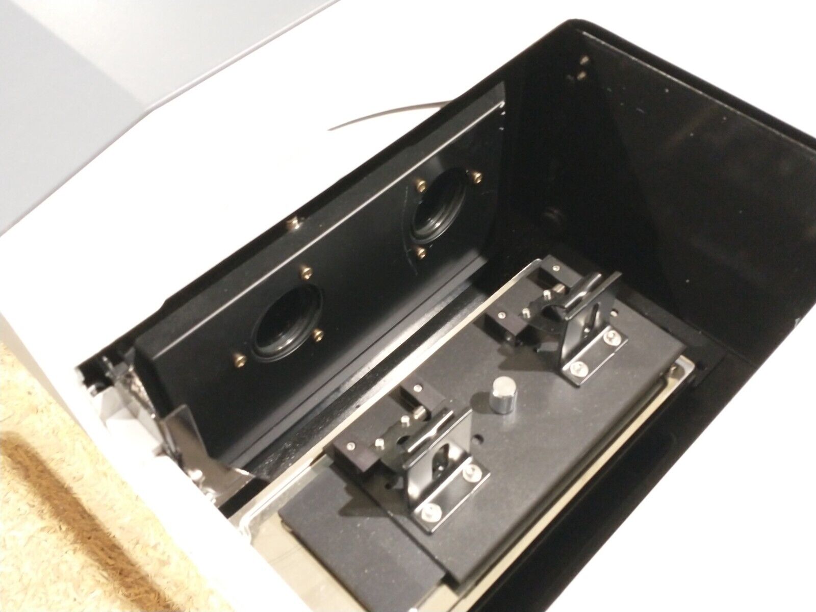 Shimadzu 206-23000-32 UV-3600 UV-VIS-NIR Spectrophotometer 120V 300VA - For parts or not working - Maverick Industrial Sales