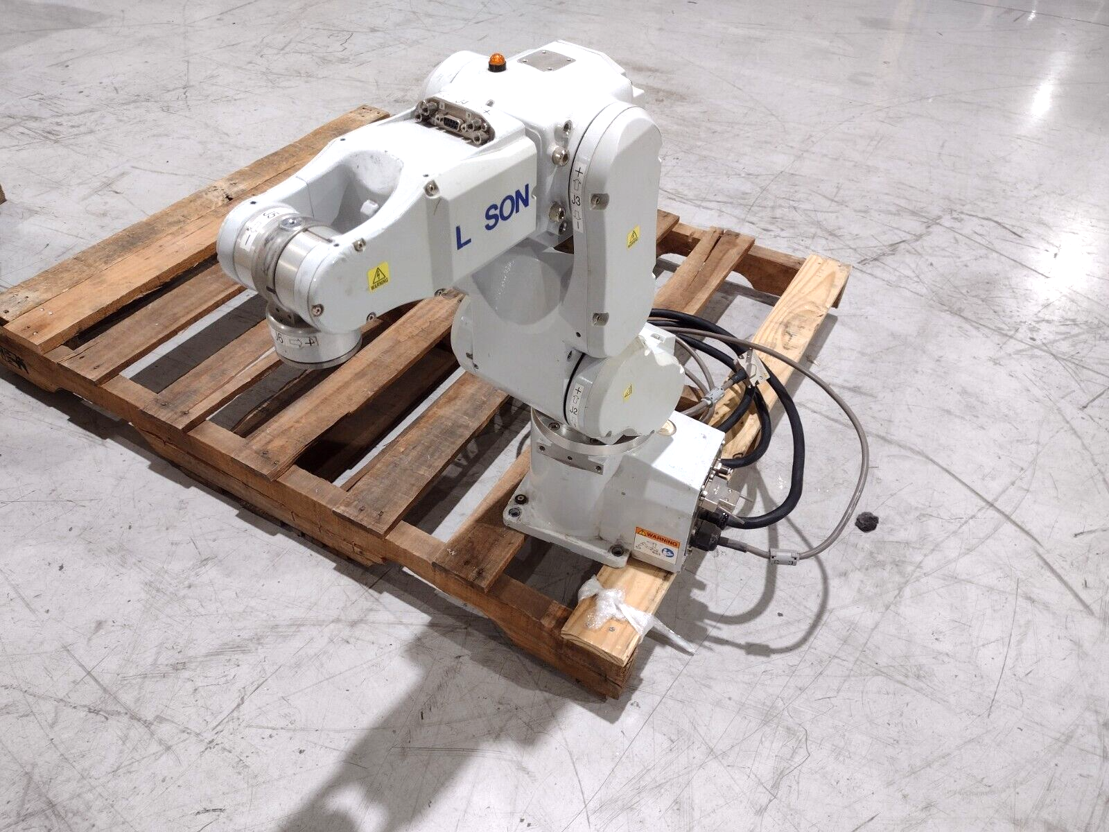 Epson C3 C3-A601S Compact 6-Axis Robot 600mm Reach SN:01872 - Maverick Industrial Sales