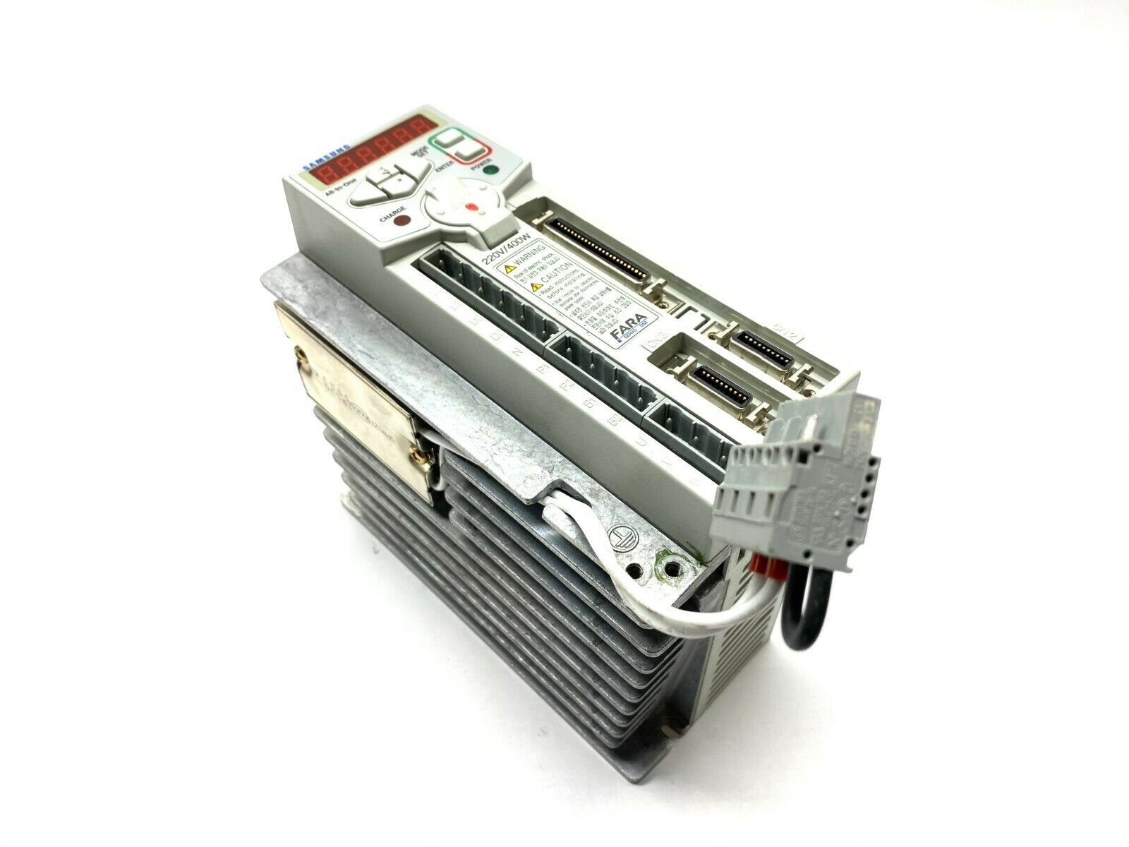 Samsung CSD3_04BX2 Servo Drive 220-230 Vac Input, 0-230 Vac, 3 PH Output - For parts or not working - Maverick Industrial Sales