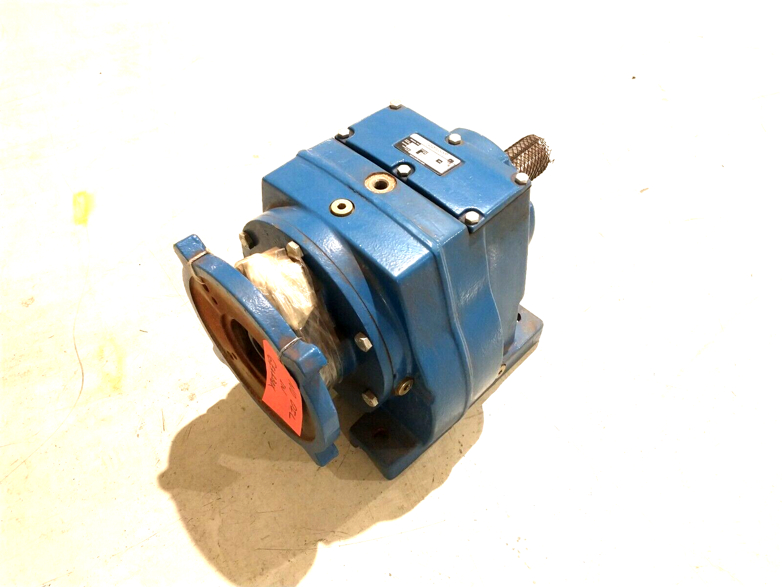 Radicon M082218.BANQ1 Helical In-Line Gear Reducer For NEMA Motor 18:1 Ratio - New – Open box - Maverick Industrial Sales