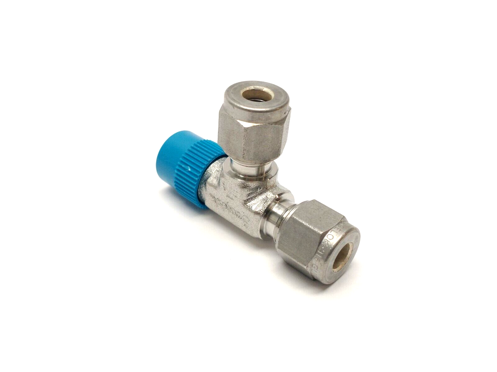 Swagelok SS-6M0-3-4TMT SS Male Run Tee Tube Fitting 6mm Tube x 1/4" NPT - Maverick Industrial Sales