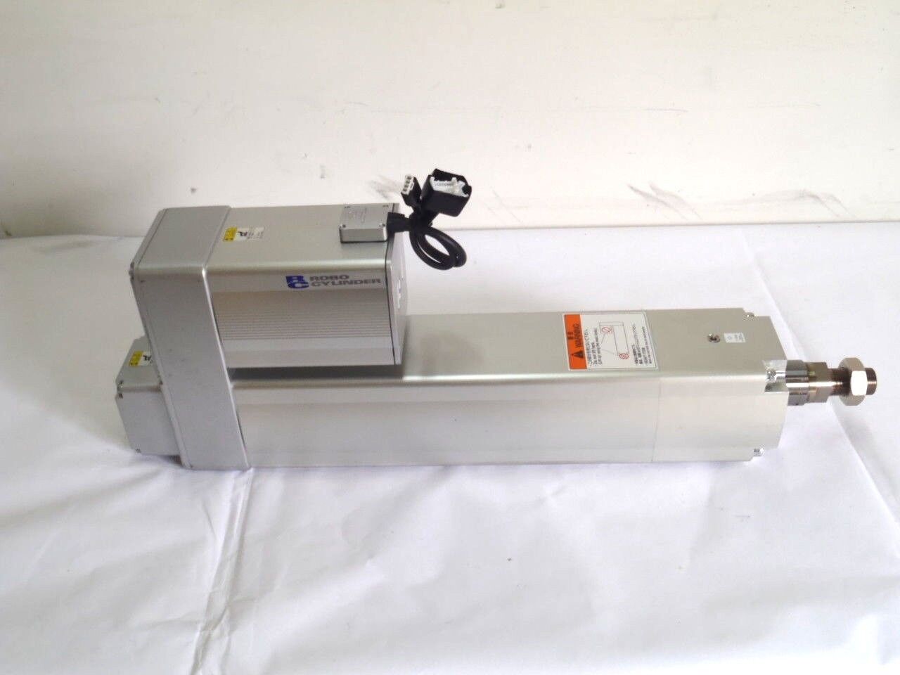 IAI RCS2-RA13R-A-750-1.25-200-T2-M-B-MT1 Robo Cylinder 200mm Stroke - Maverick Industrial Sales