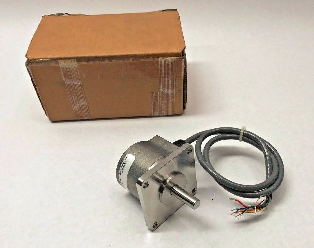 802S-30-H-2048-R-HV-1-K-1-SG-N | Accu-Coder Stainless Steel SS Encoder - New – Open box - Maverick Industrial Sales