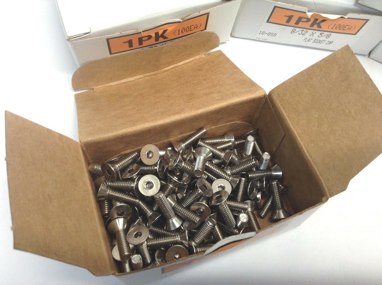 Lot of 300 8/32 X 5/8 Inch 18-8 SS Flat Socket Cap Screws - New – Open box - Maverick Industrial Sales