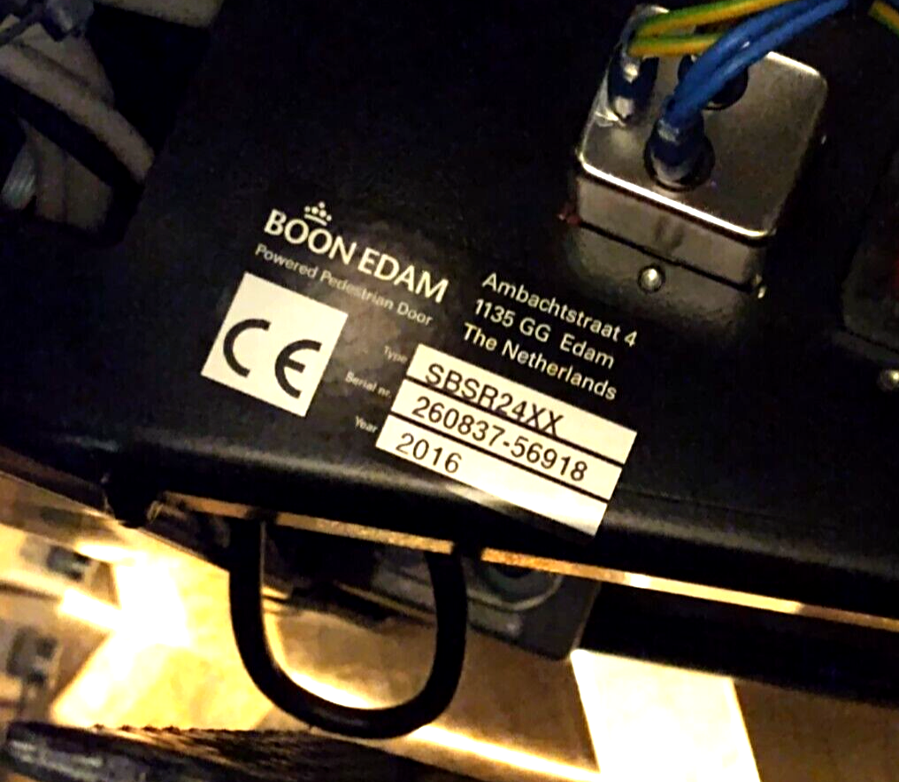 Boon Edam SBSR24XX Speedlane 900 Medium Security Access Gate NO READER - Used - Maverick Industrial Sales