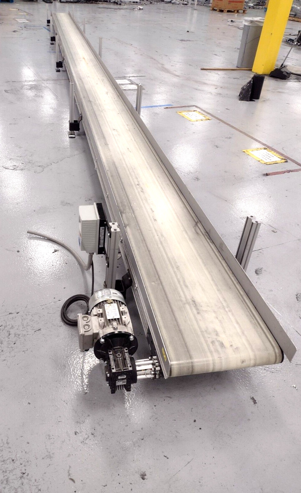 Dorner 32EDM18-3600600D040402 36 FT x 19" Conveyor 32M020ES 460V 3PH Flat Belt - Maverick Industrial Sales