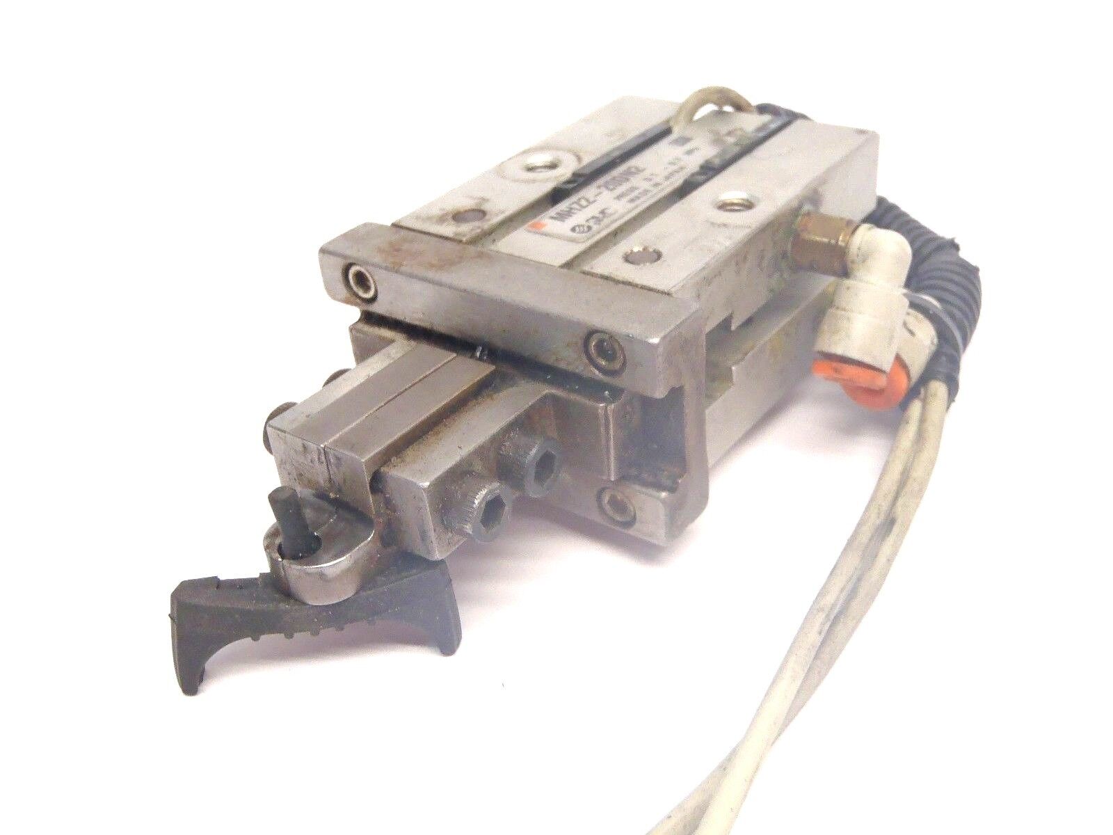 MHZ2-20DN2 | SMC Parallel Style Air Gripper MHZ Gripper 20mm Bore - Used - Maverick Industrial Sales