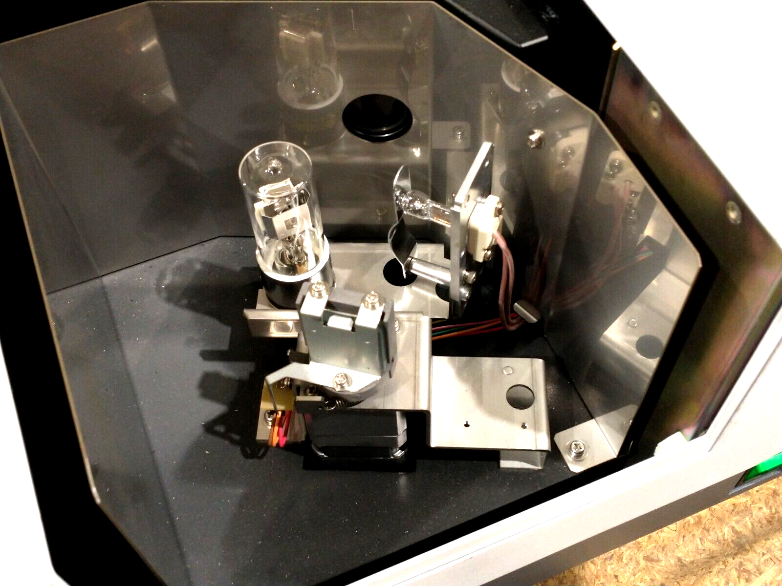 Shimadzu 206-23000-32 UV-3600 UV-VIS-NIR Spectrophotometer 120V 300VA - For parts or not working - Maverick Industrial Sales