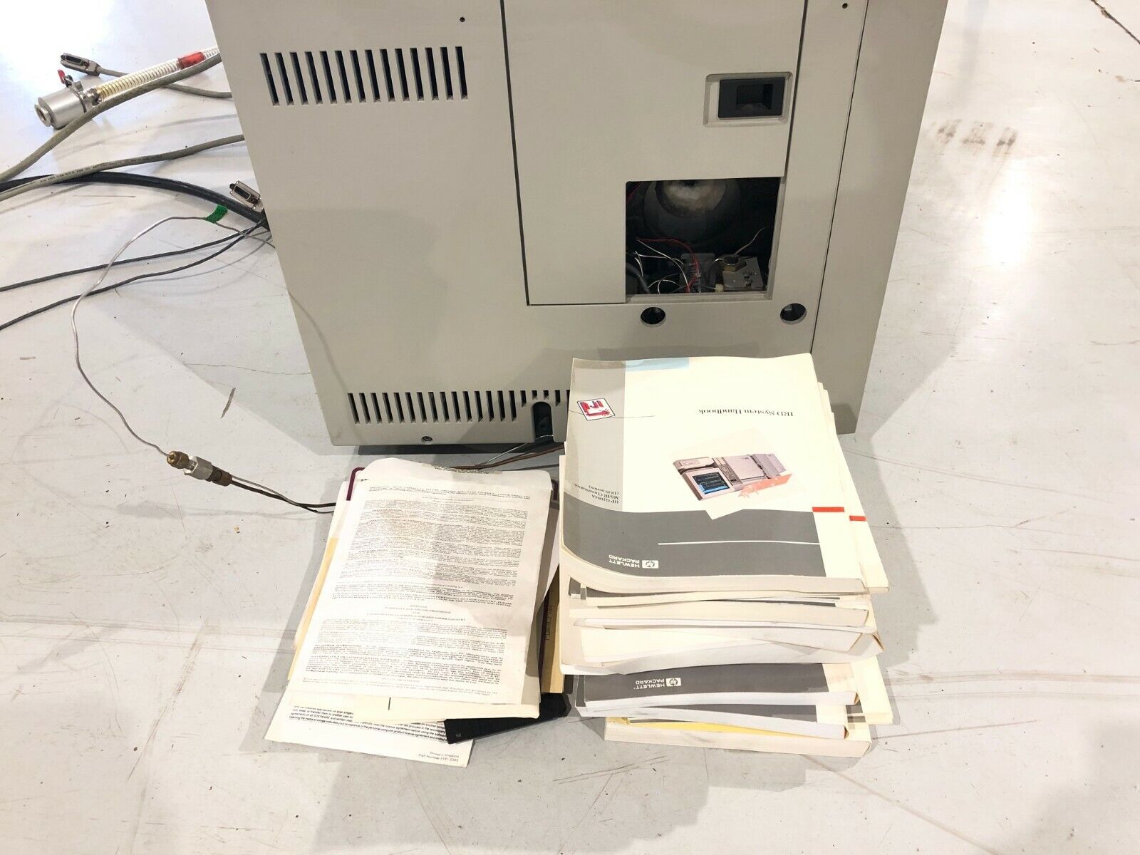 Hewlett Packard HP 5890 Gas Chromatograph 5965B Infrared Detector 5972 5965 - For parts or not working - Maverick Industrial Sales