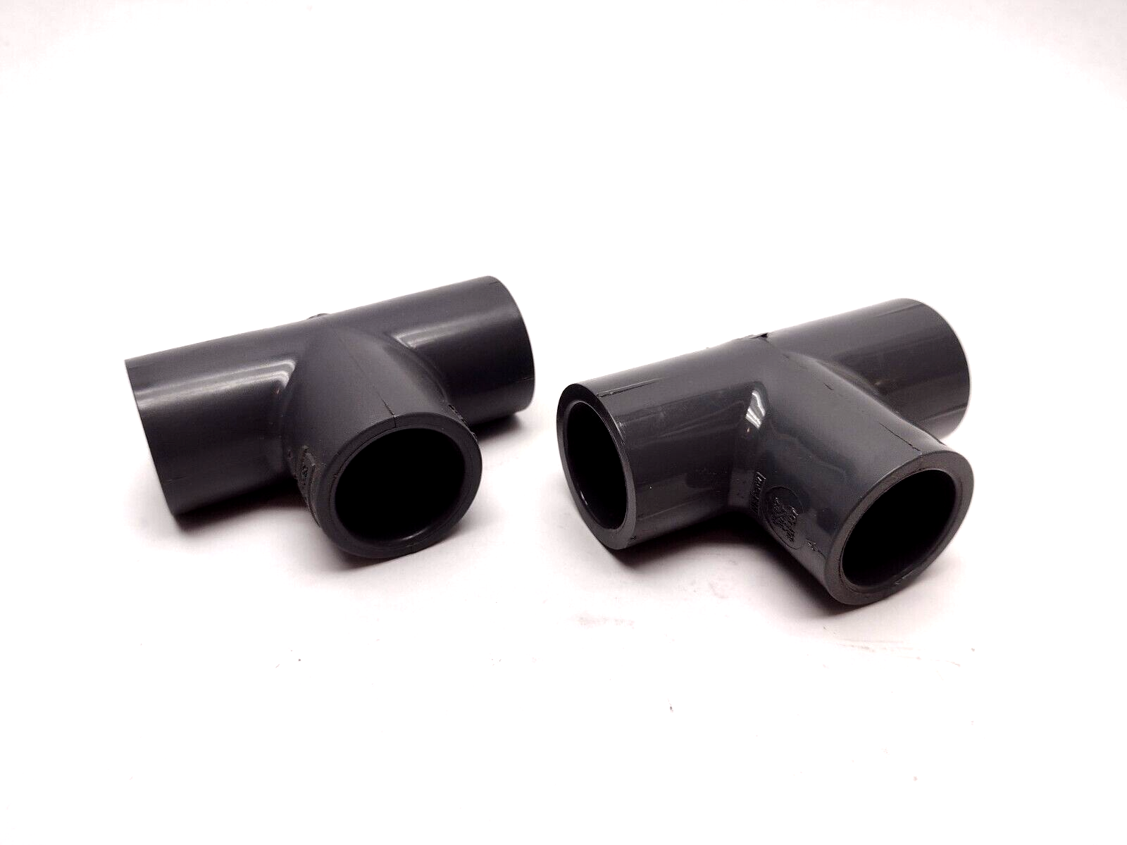 Spears 801-007 Schedule 80 PVC Tee 3/4" x 3/4" x 3/4" PVCI LOT OF 2 - New – Open box - Maverick Industrial Sales