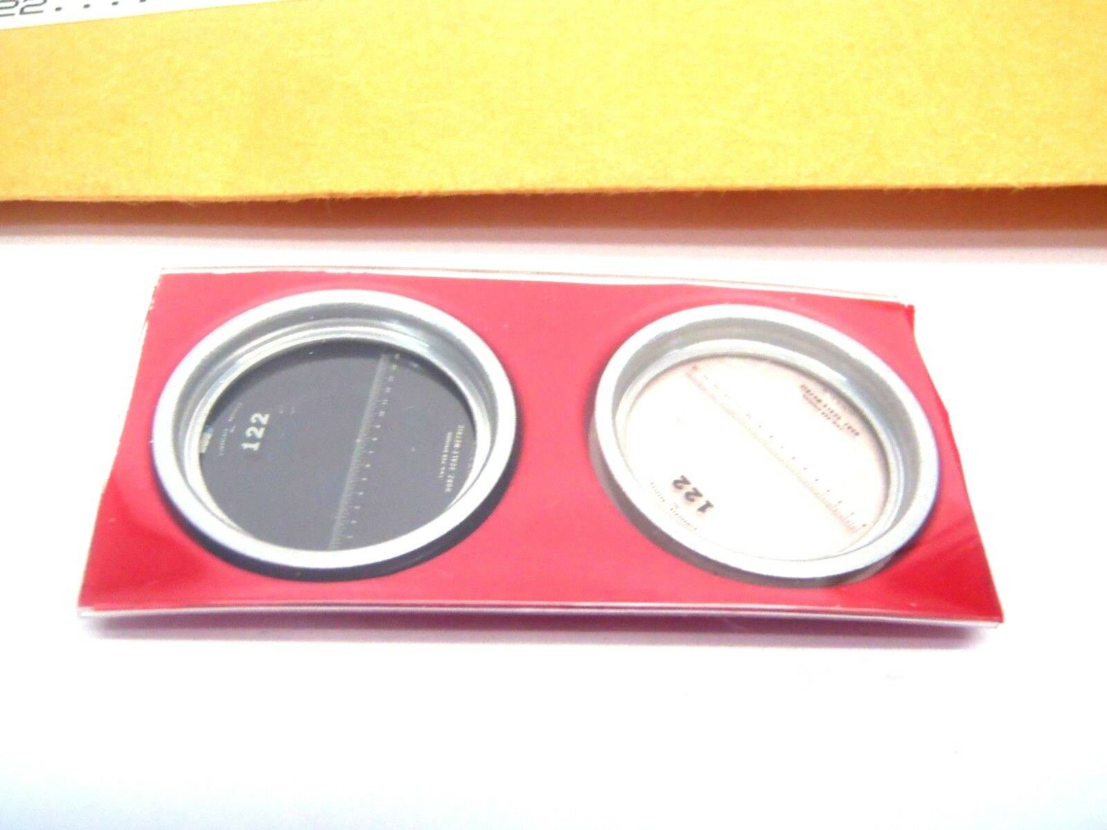 Thomas Scientific 6383E15 Magnifer 122 Reticle Set 1) Black 1) White 0-15mm - New – Open box - Maverick Industrial Sales