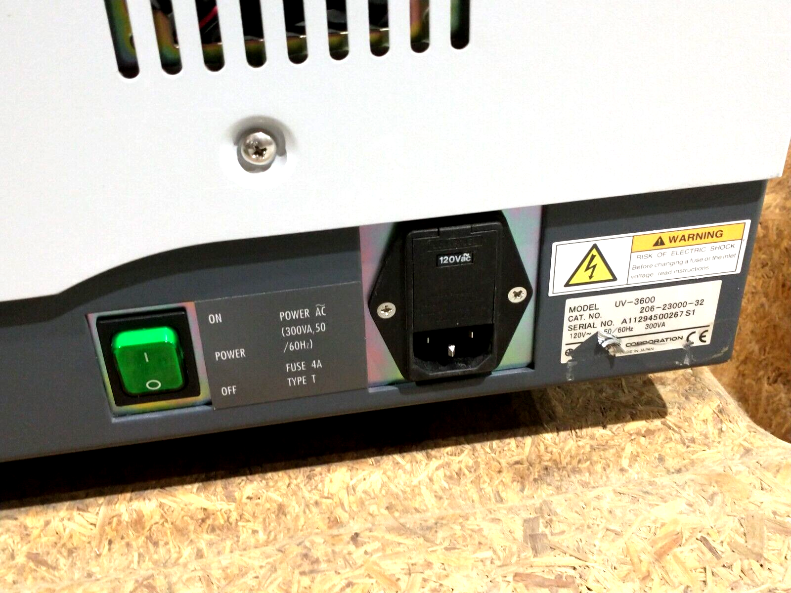 Shimadzu 206-23000-32 UV-3600 UV-VIS-NIR Spectrophotometer 120V 300VA - For parts or not working - Maverick Industrial Sales