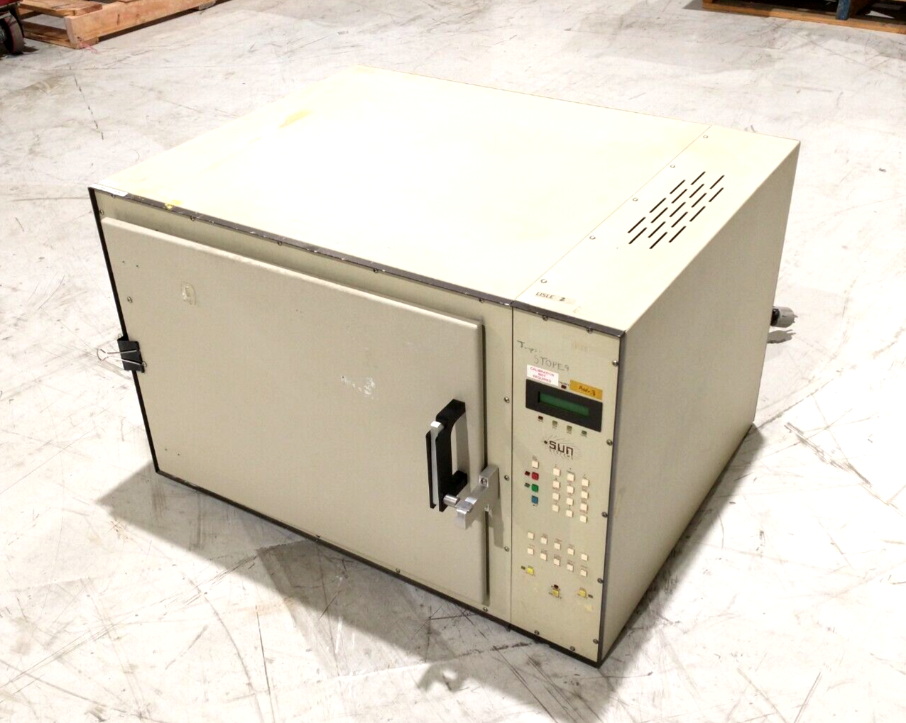 Sun Electronic Systems EC12 Rev. D Environmental Temperature Test Chamber 120V - Used - Maverick Industrial Sales