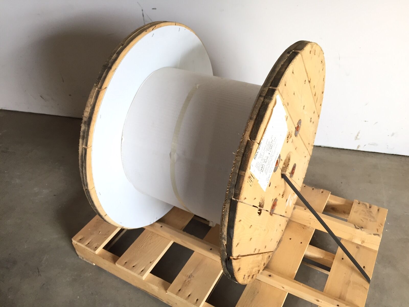 RSCC FN01004-001 Firewall III-J Power Cable 1C 4 AWG 896 ft Roll - New - Maverick Industrial Sales