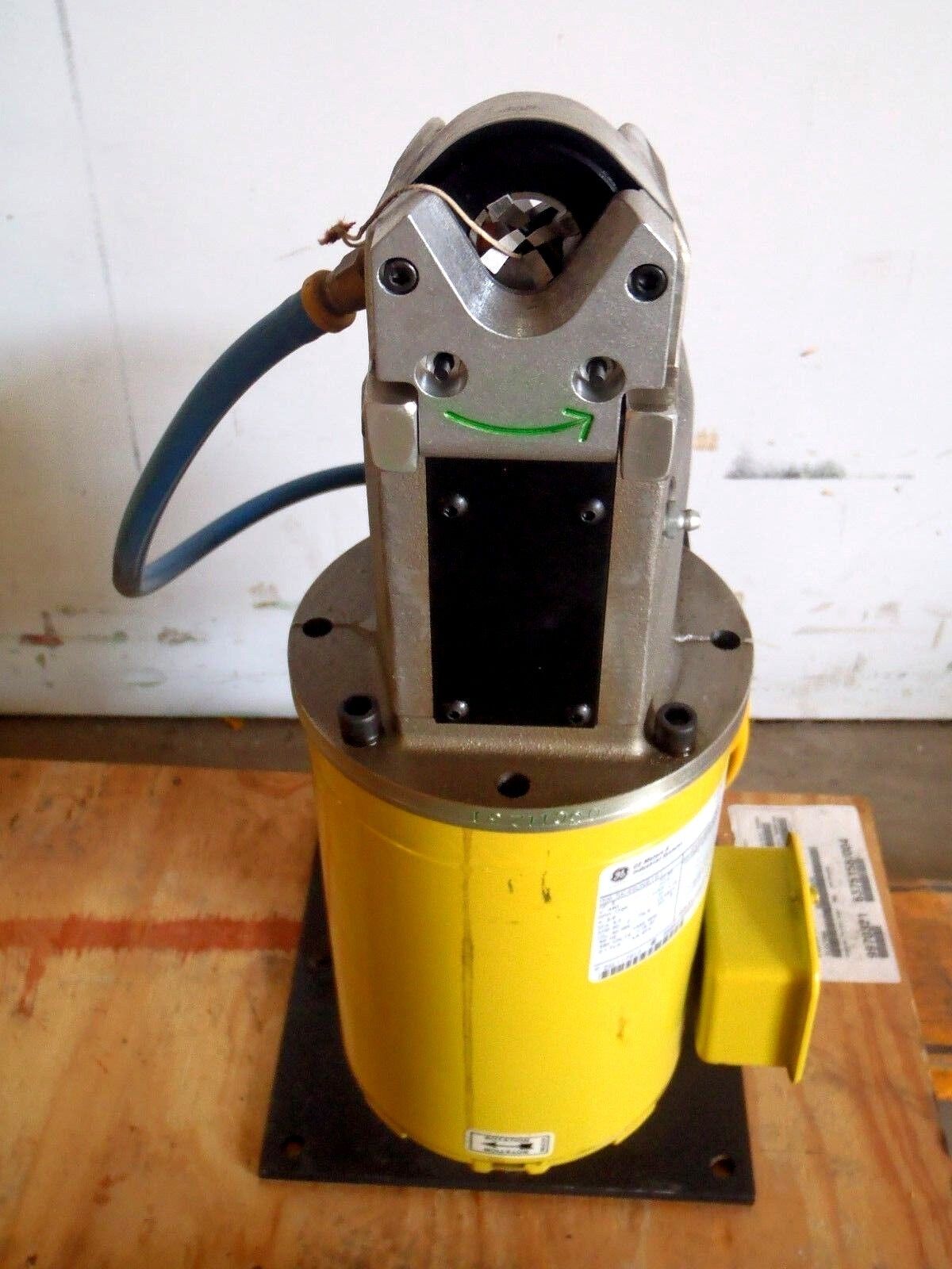 AC Motor & Dual Tip GE 49UN8161 Dresser Cutter Welder w/ Mac 113B-111AAAA - Maverick Industrial Sales